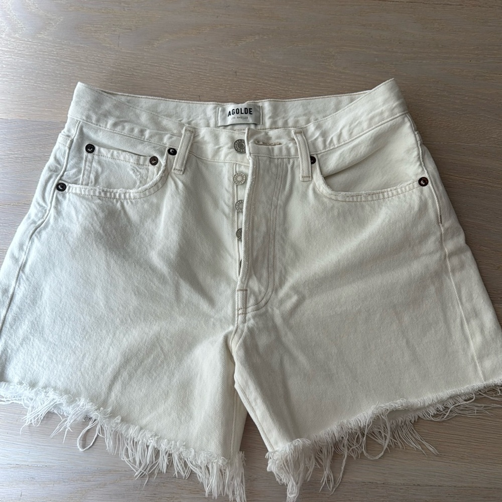 Agolde Parker Long Short Size 25 Color: Panna Cotta